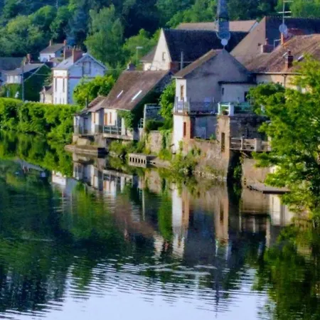 شقة Maison Medievale 15eme Siecle Dans Village Historique D'herisson - Fr-1-489-29 *