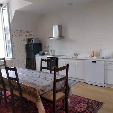 Appartement Maison Médiévale 15ème Siècle Dans Village Historique D'hérisson - Fr-1-489-29 *